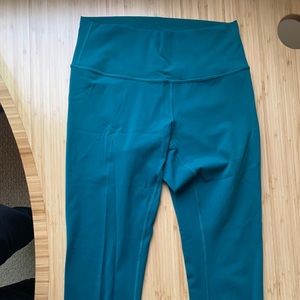 Wunder Under High-Rise Crop 21”, Full On Luxtreme